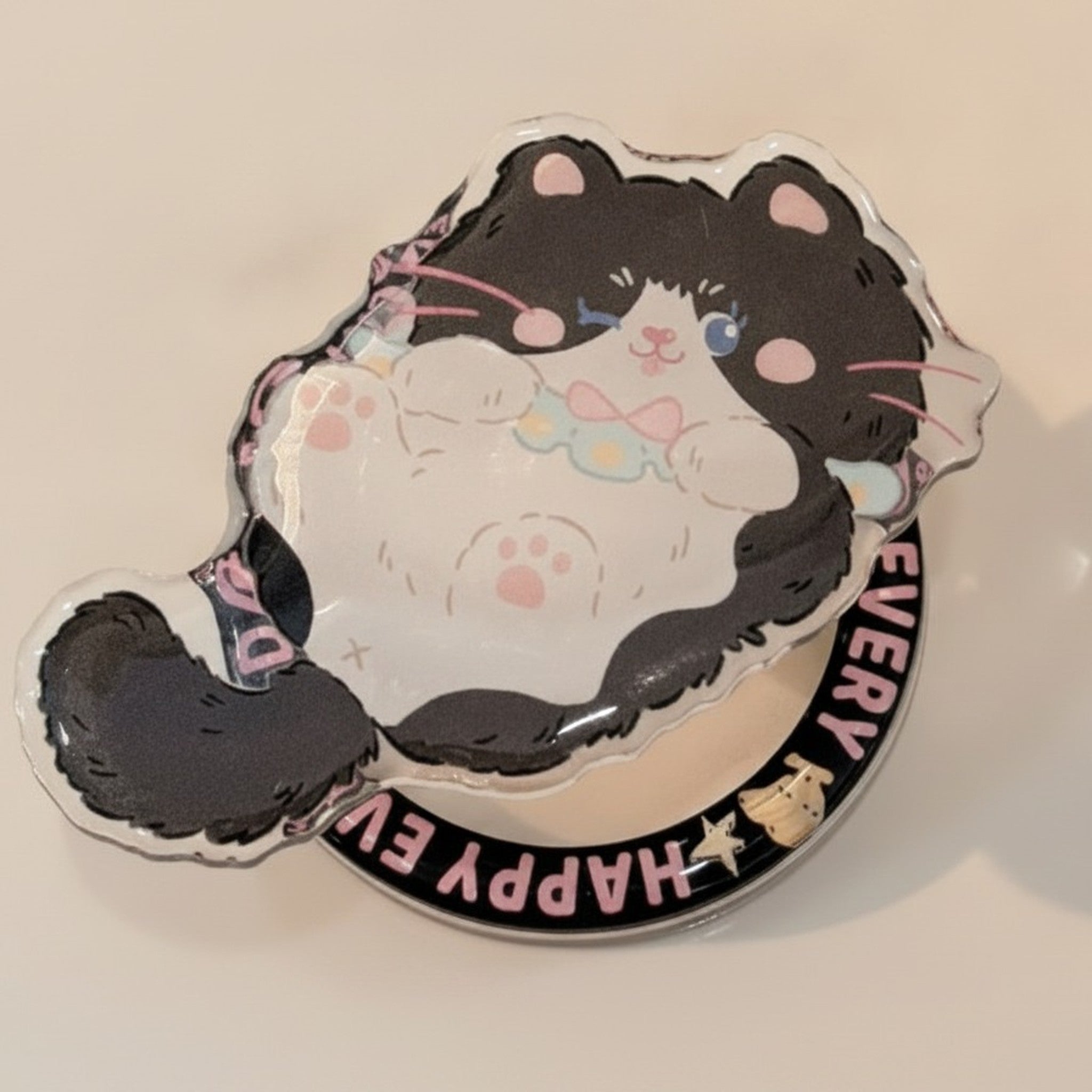 Cute Animal Magnetic Phone Stand – tech (view 1)