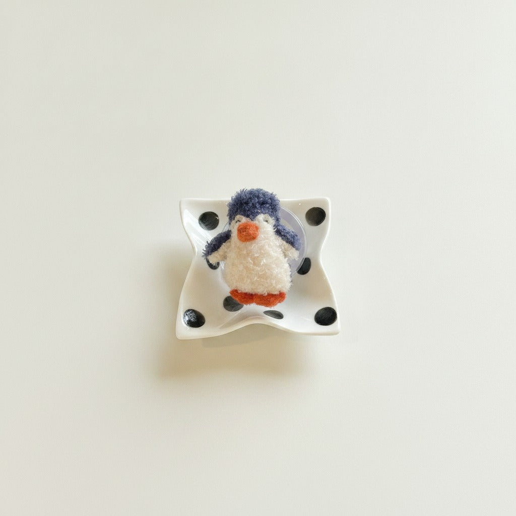 Cute Fluffy Penguin Charm – novelty & toys (view 2)