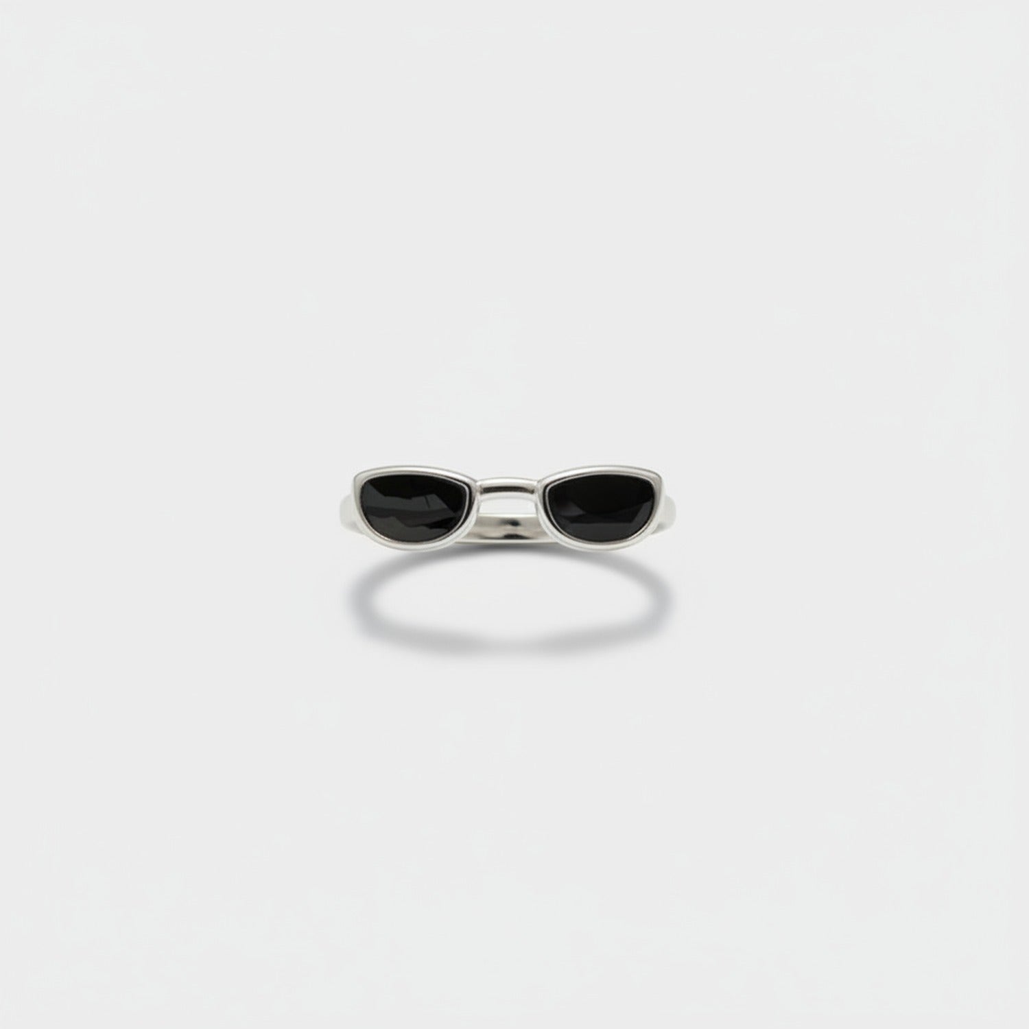 Oval Black Lens Sunglasses Ring Set