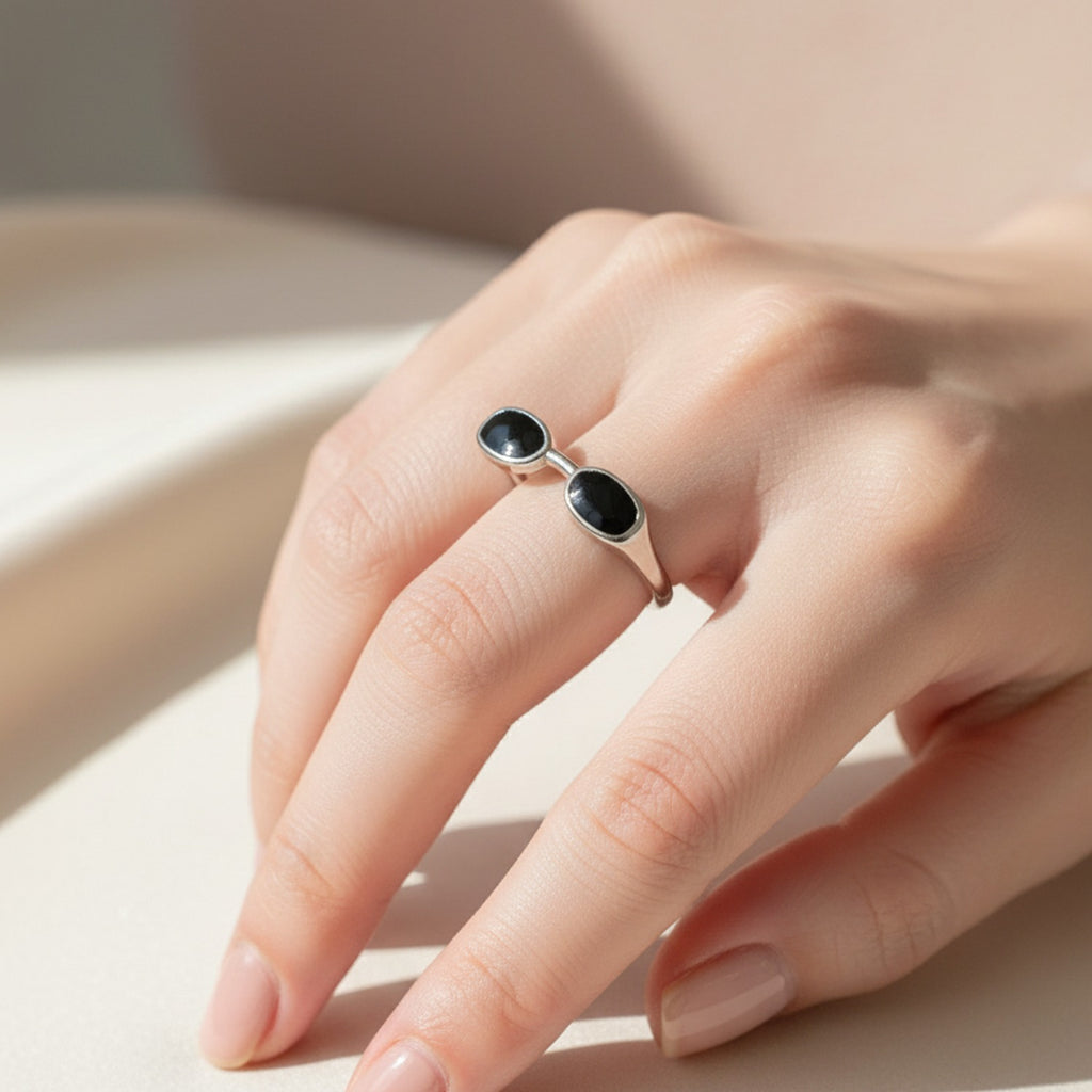 Oval Black Lens Sunglasses Ring Set