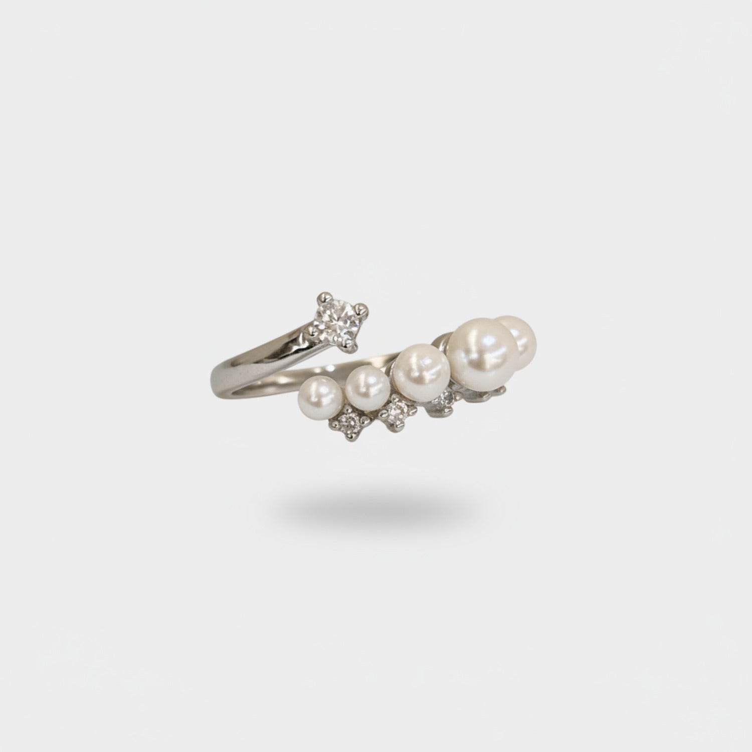 Pearl And Rhinestone Elegant Ring Set