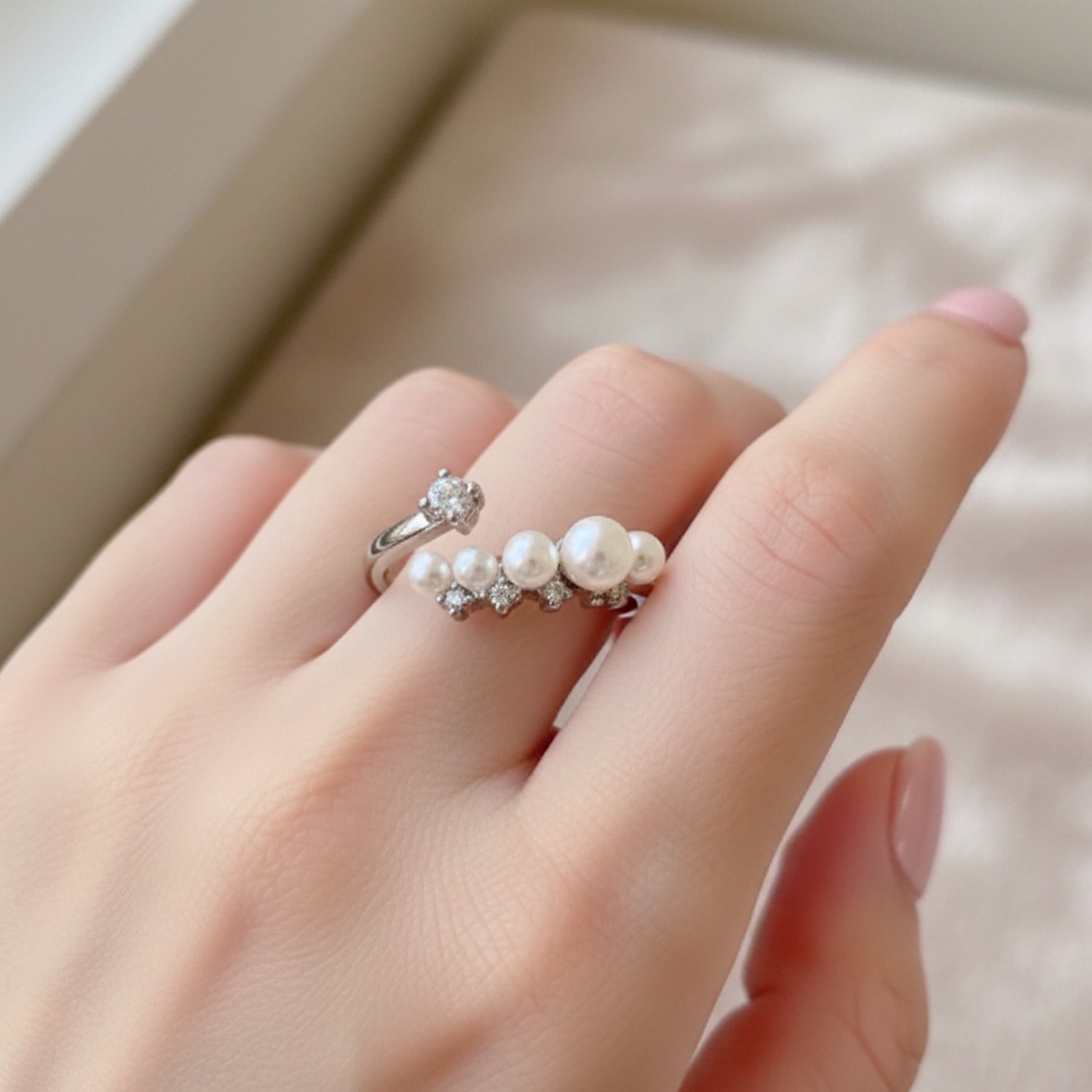 Pearl And Rhinestone Elegant Ring Set