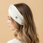 Ribbed Knit Hairband With Charm - Cream White – hair accessories (view 3)