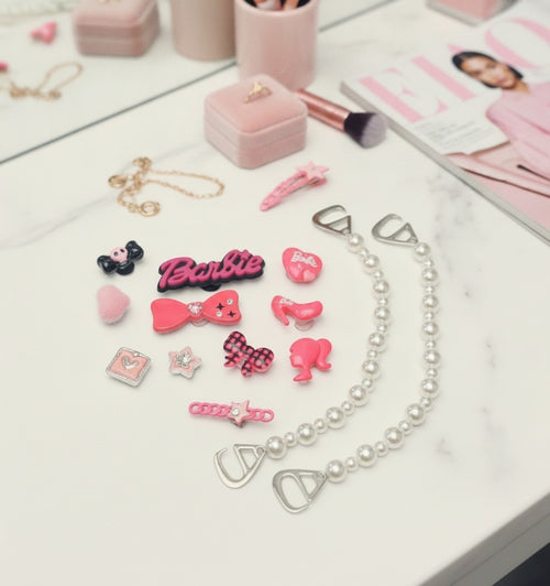 Barbiecore Shoe Charms & Pearl Chains Set – apparel accessories (view 2)