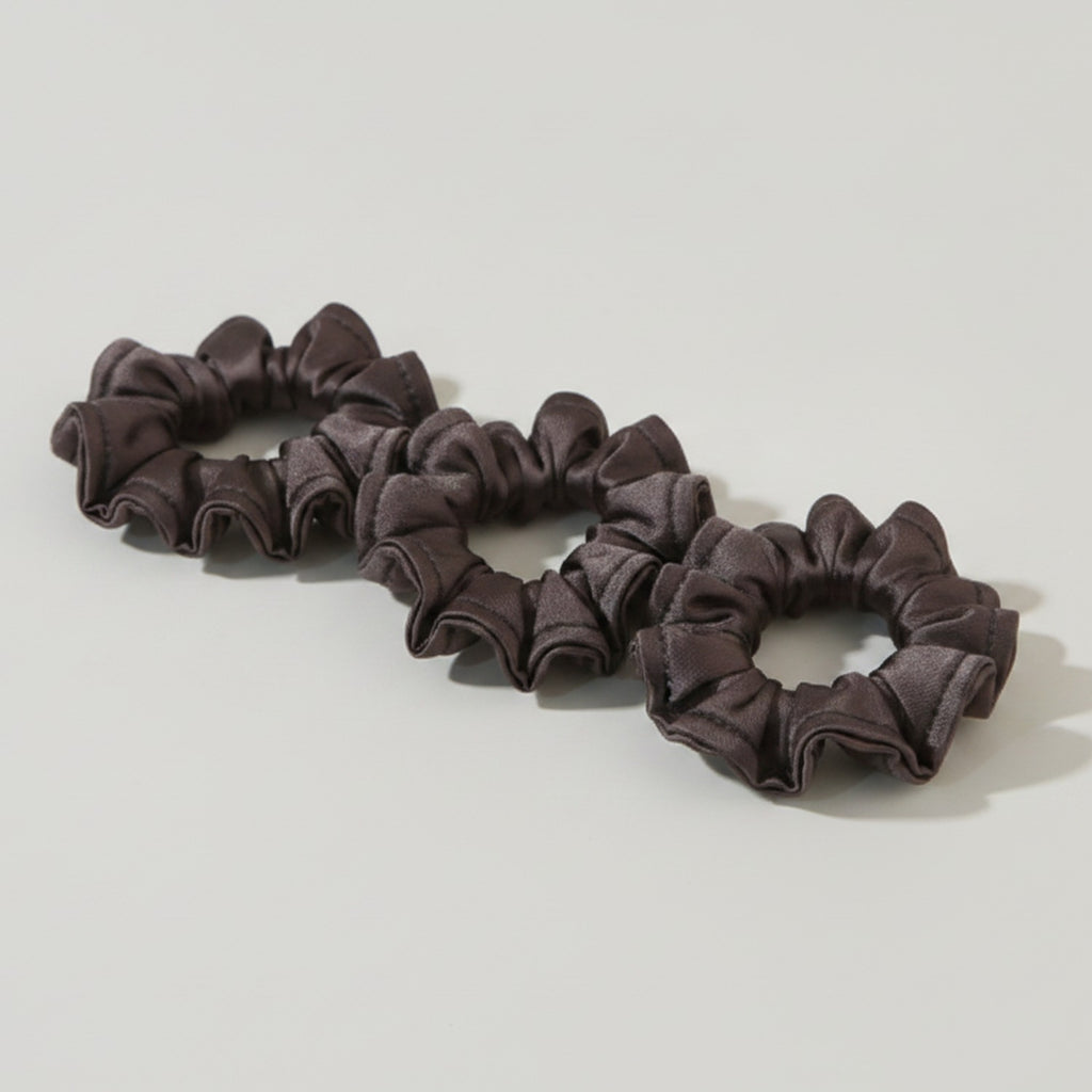Brown Ribbed Scrunchie Hair Clips Set – hair accessories (view 1)