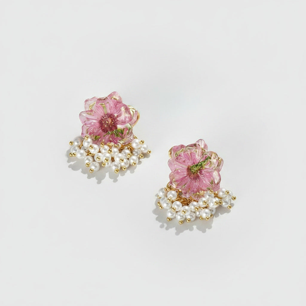 Daisy Natural Dried Flower S925 Silver Needle Earrings - Pink – jewelry (view 1)