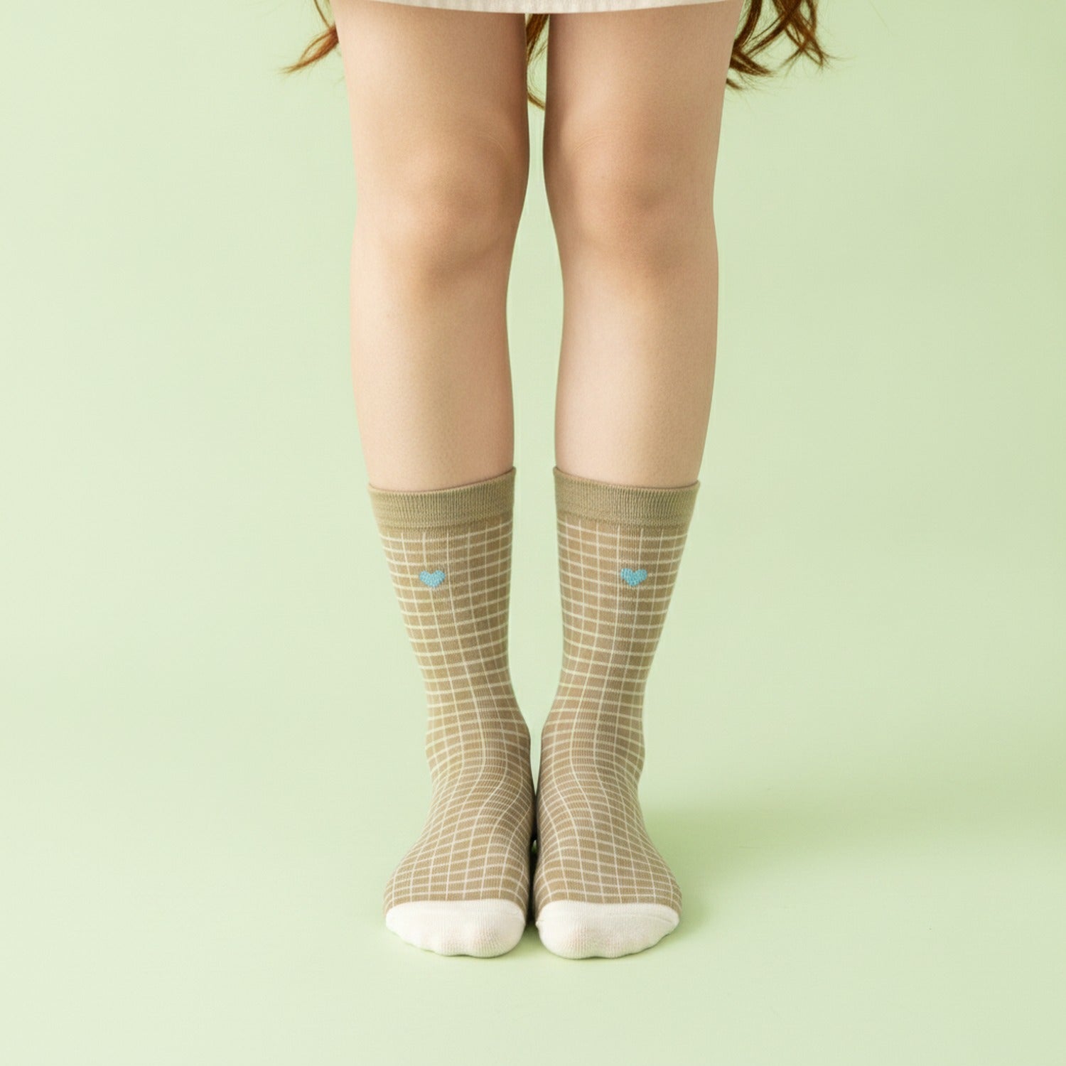 Khaki Heart Checkered Crew Socks