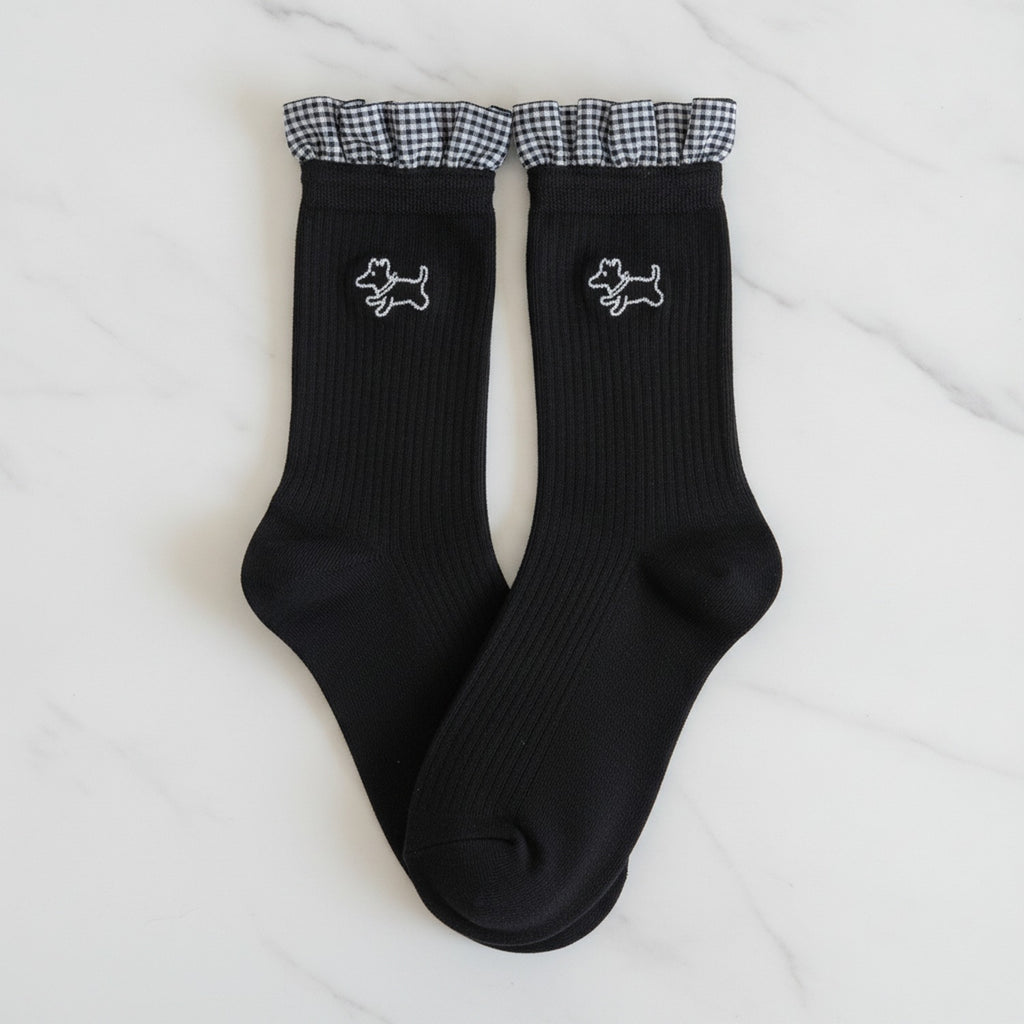 Socks With Ruffle And Embroidery - Black