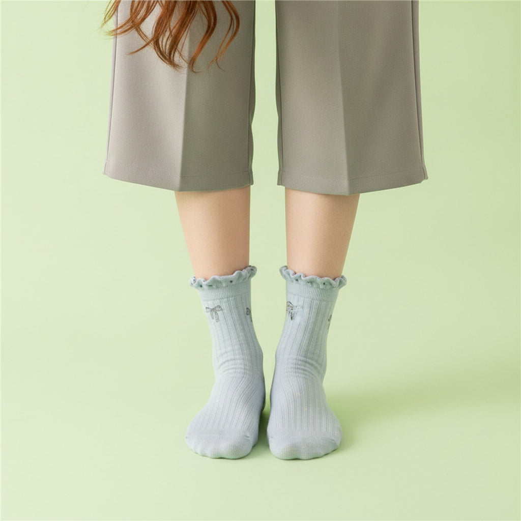 Ribbed Ruffle Bow Ankle Socks - Blue (Jacquard)