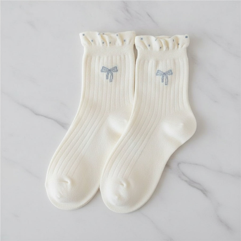 White Ribbed Bow Crew Socks
