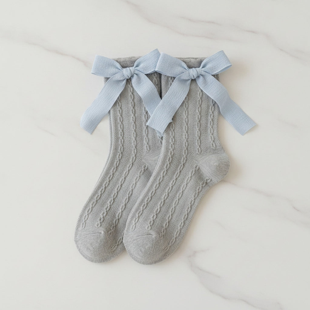 Cable Knit Socks With Bow - Light Gray