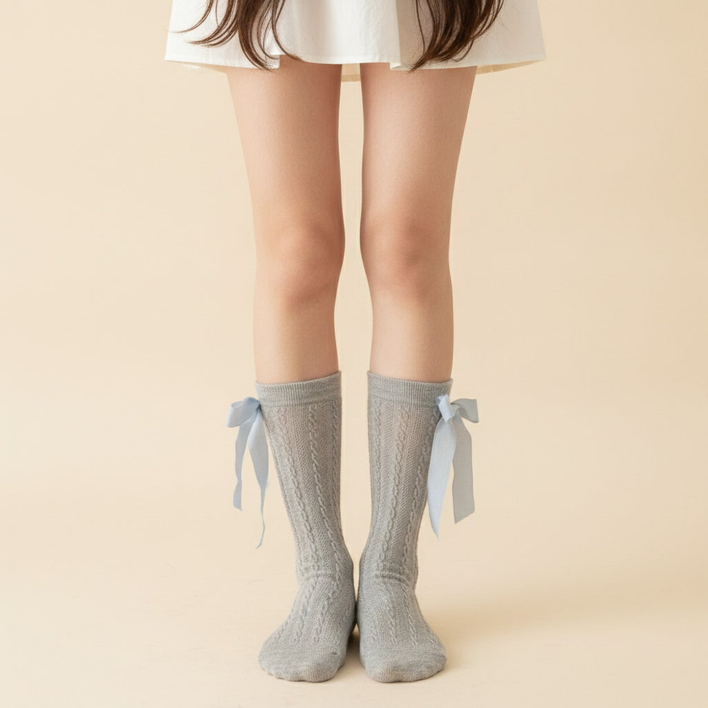 Cable Knit Socks With Bow - Light Gray