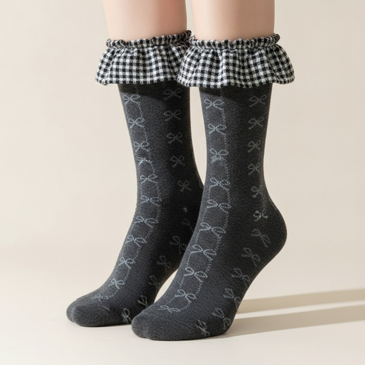 Bow Motif Ruffled Ankle Socks - Dark Gray