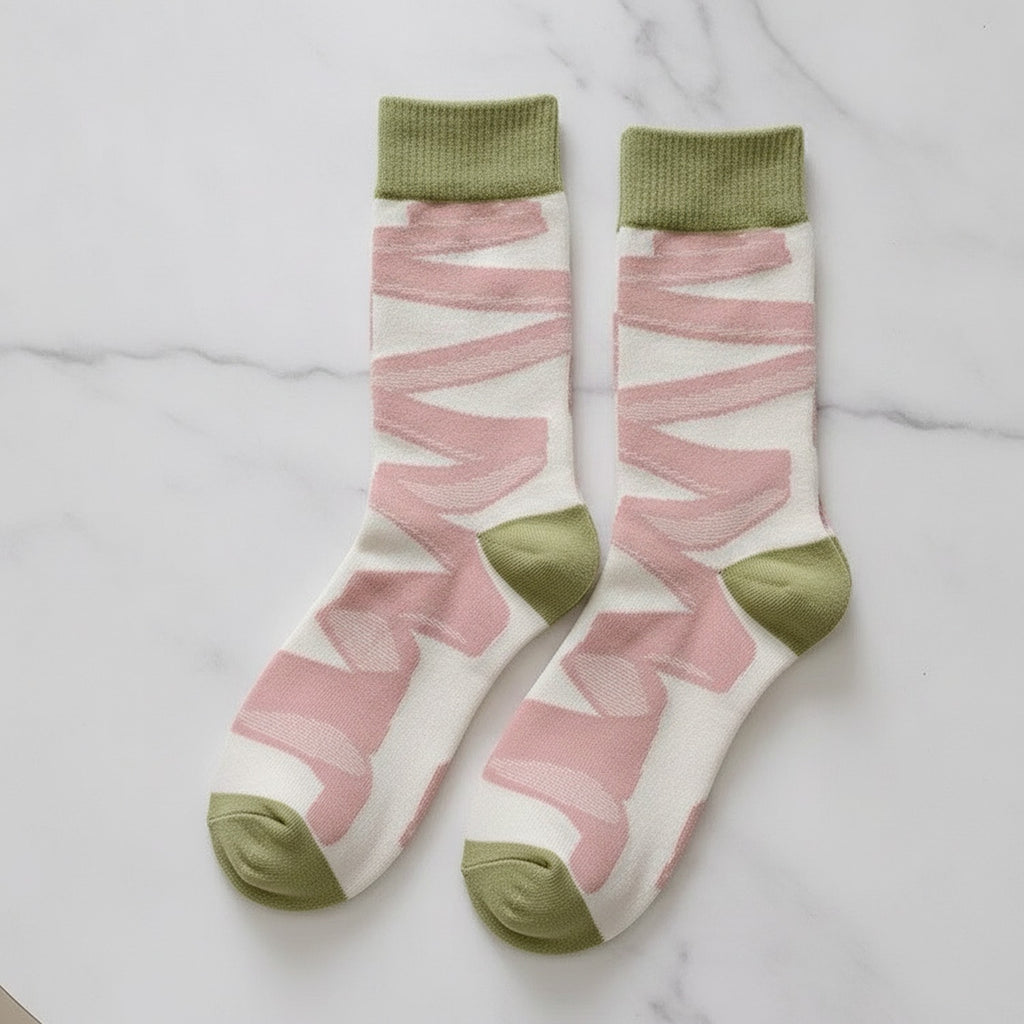 White Ribbon Patterned Crew Socks
