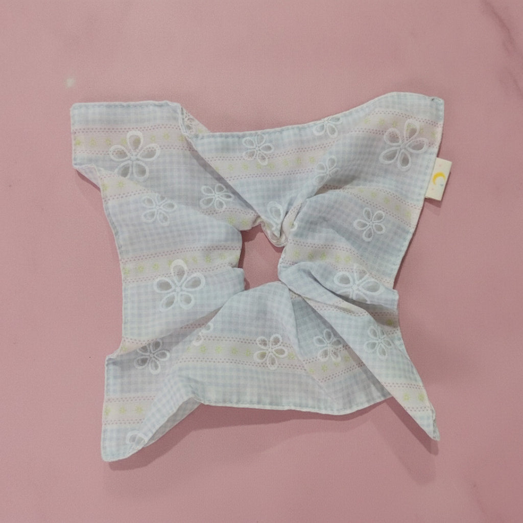 Floral Butterfly Hair Bow Scrunchie Mint Gingham – hair accessories (view 2)