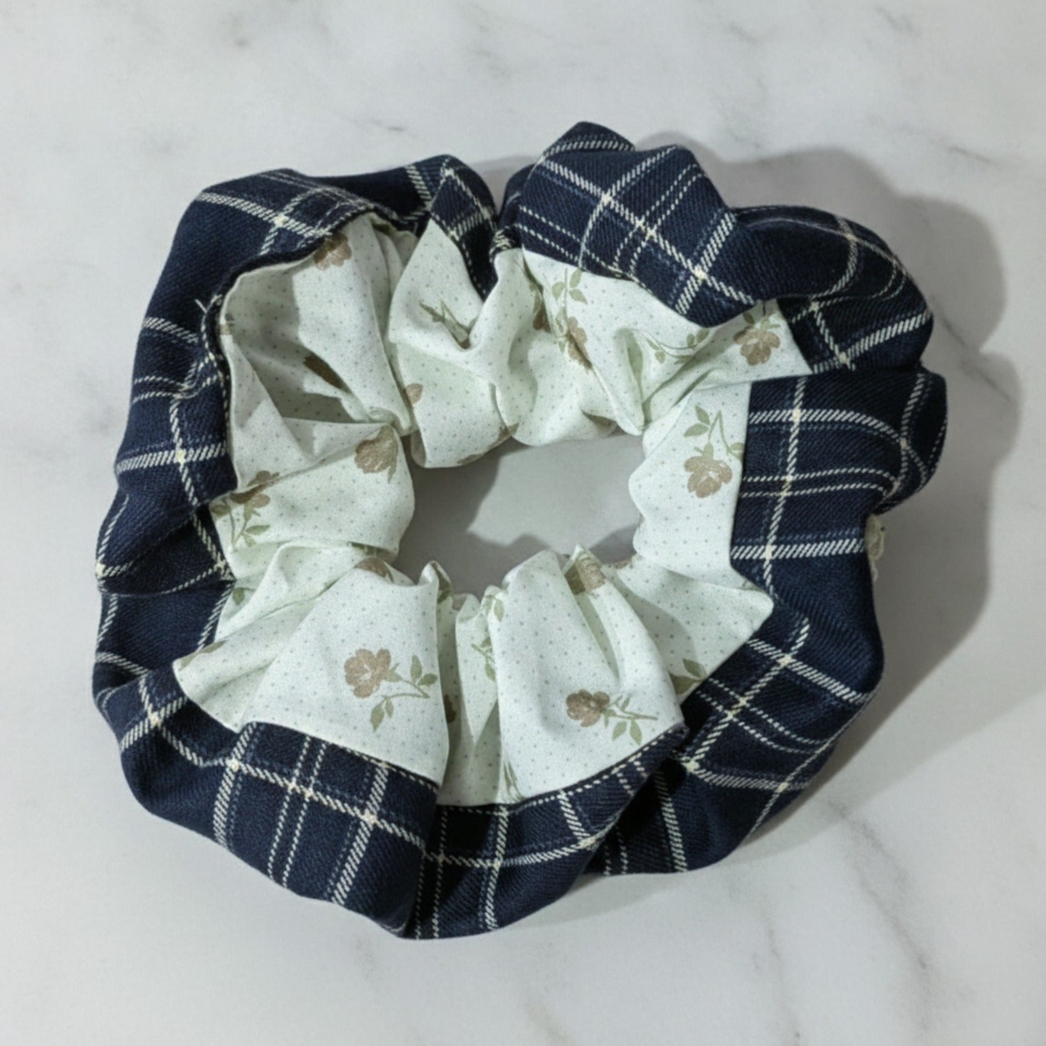 Plaid Floral Scrunchie With Ruffle Design