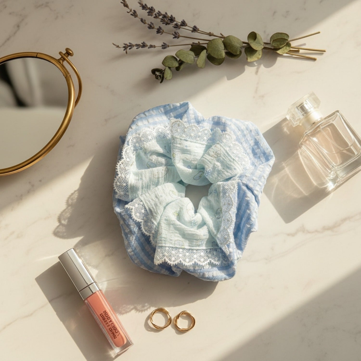 Blue Lace Scrunchie With Heart Details – hair accessories (view 3)