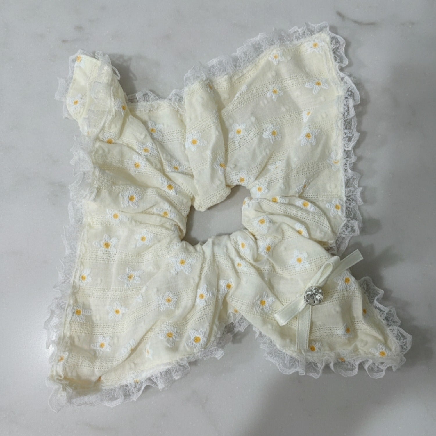 Daisy Lace Ruffle Hair Scrunchie Cream