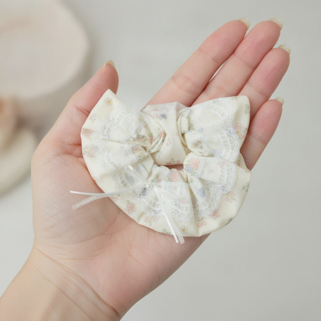 Sweet Floral Lace Hair Scrunchie – hair accessories (view 3)