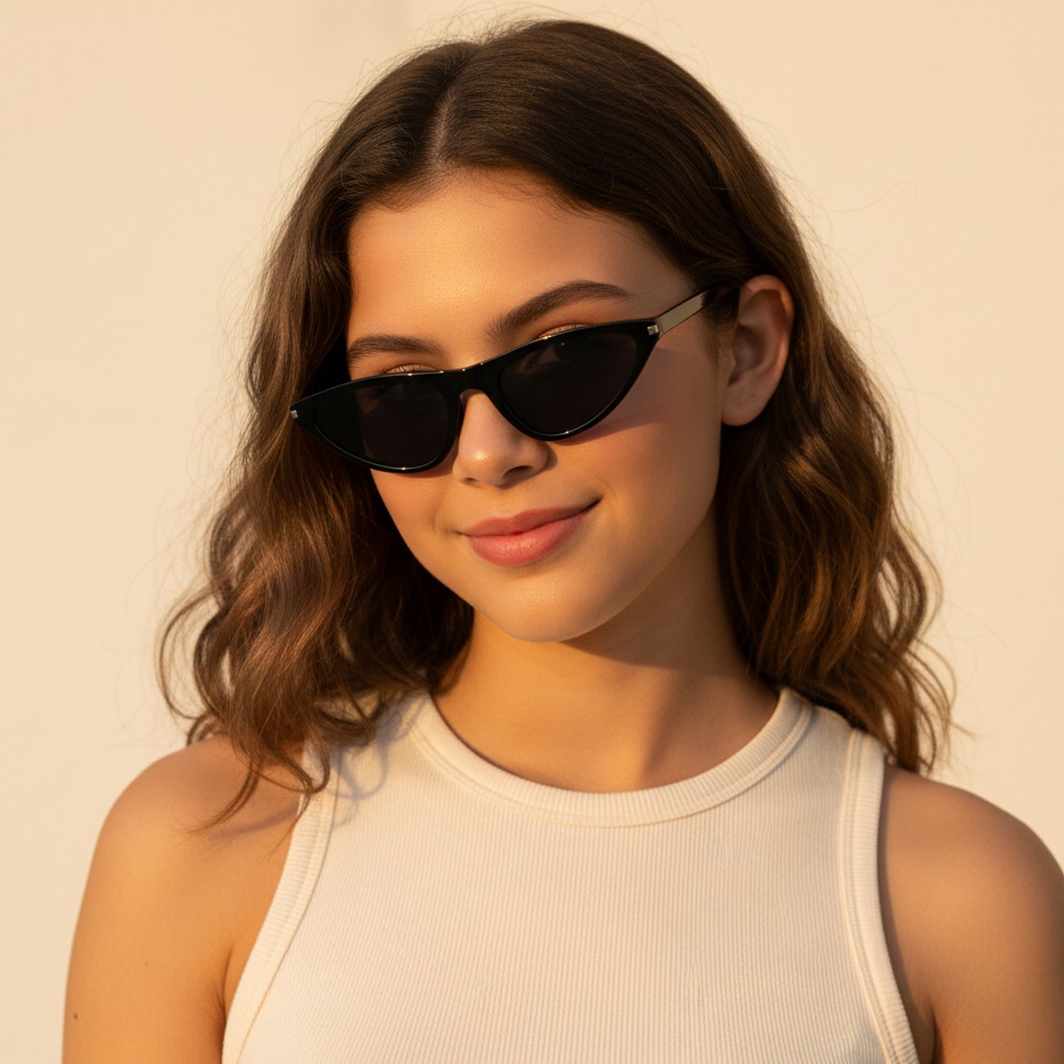 Retro Cat Eye Sunglasses - Black Frame Black Gray Lens C1 – eyewear (view 3)