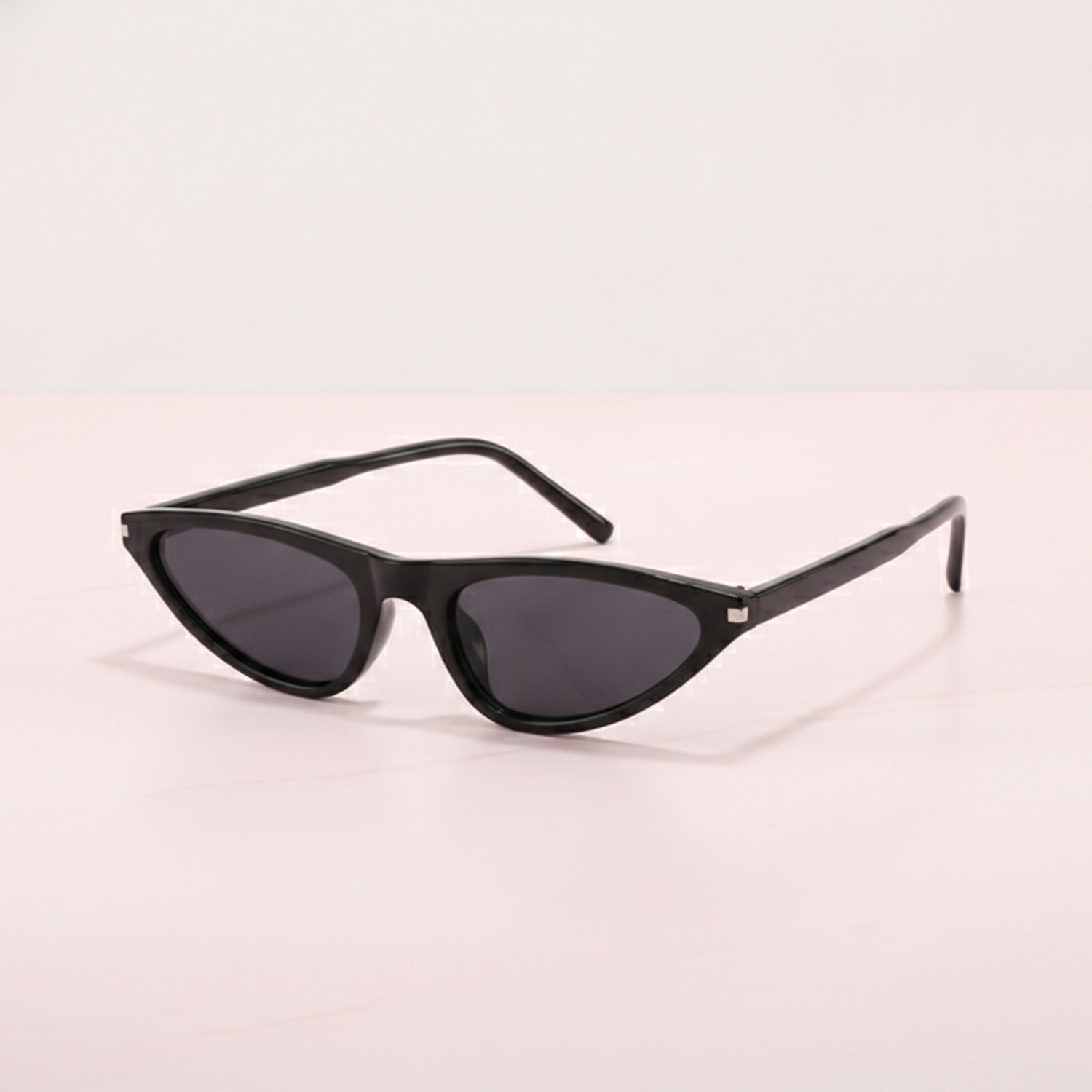 Retro Cat Eye Sunglasses - Black Frame Black Gray Lens C1 – eyewear (view 2)