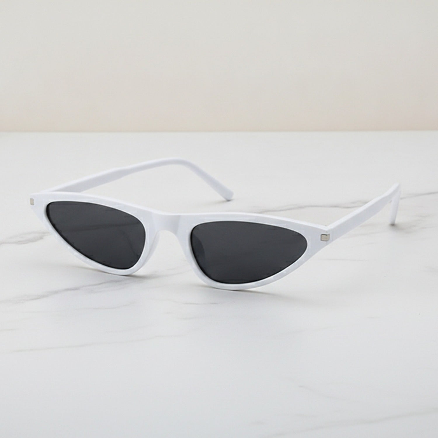Retro Cat Eye Sunglasses - White Frame Black Gray Lens – eyewear (view 2)