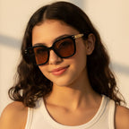 Square Sunglasses With Detail Arms - Tortoiseshell Frame Black Gray / Black Frame Tea Lens – eyewear (view 2)
