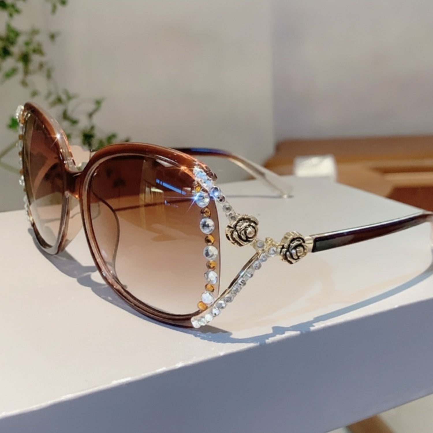 Rhinestone Oval Gradient Sunglasses - Gradient Brown – eyewear (view 2)