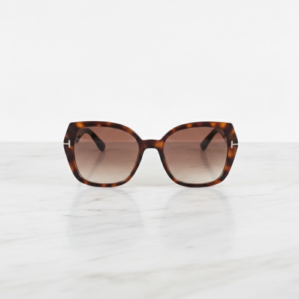 Tortoiseshell Square Gradient Sunglasses With Metal Bridge – eyewear (view 2)