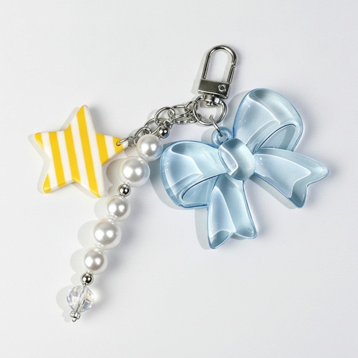 Bow Pearl Star Keychain - Style 4 – novelty & toys (view 1)