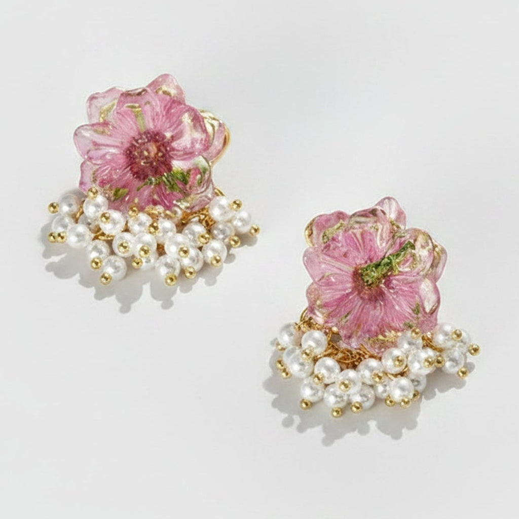 Daisy Natural Dried Flower S925 Silver Needle Earrings - Pink – jewelry (view 1)