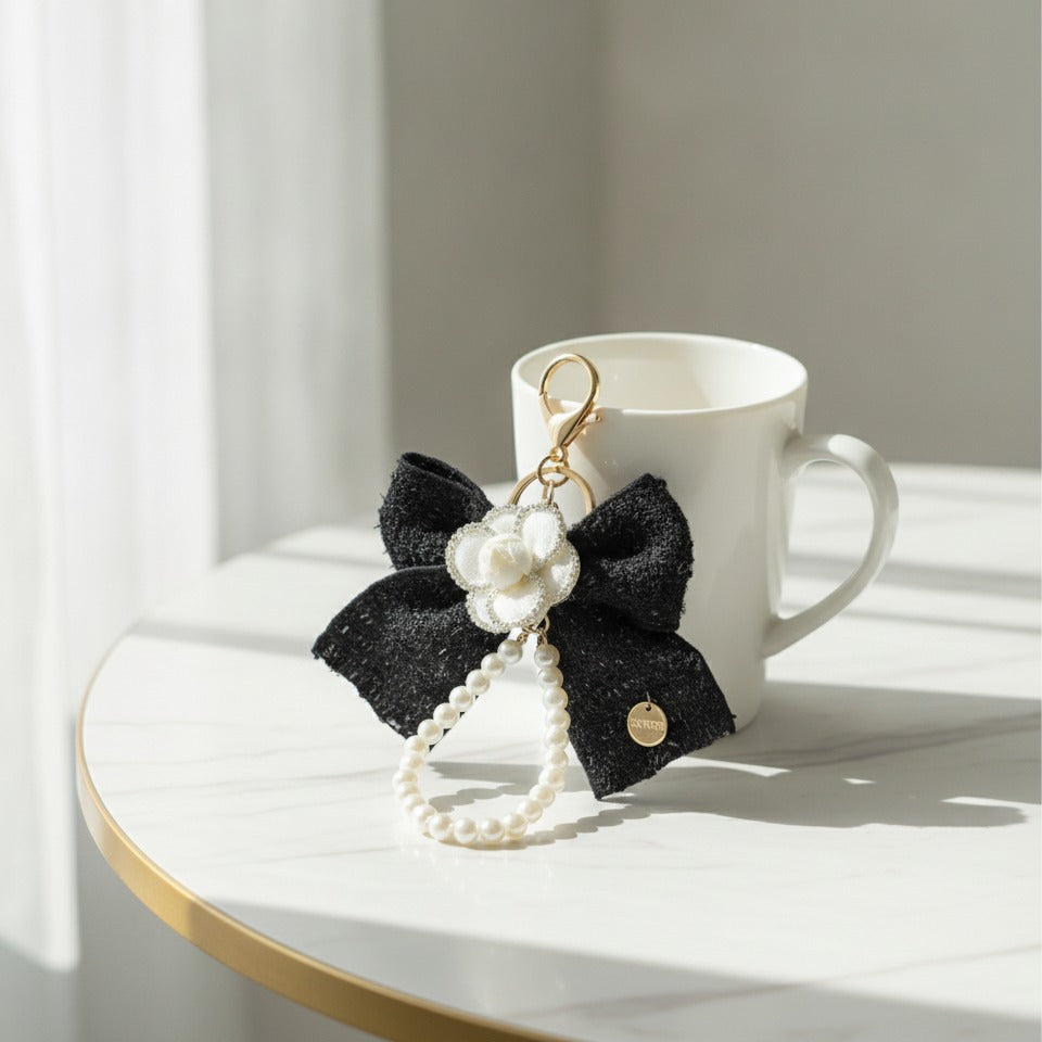 Pearl Bow Charm Keychain - Black Bow