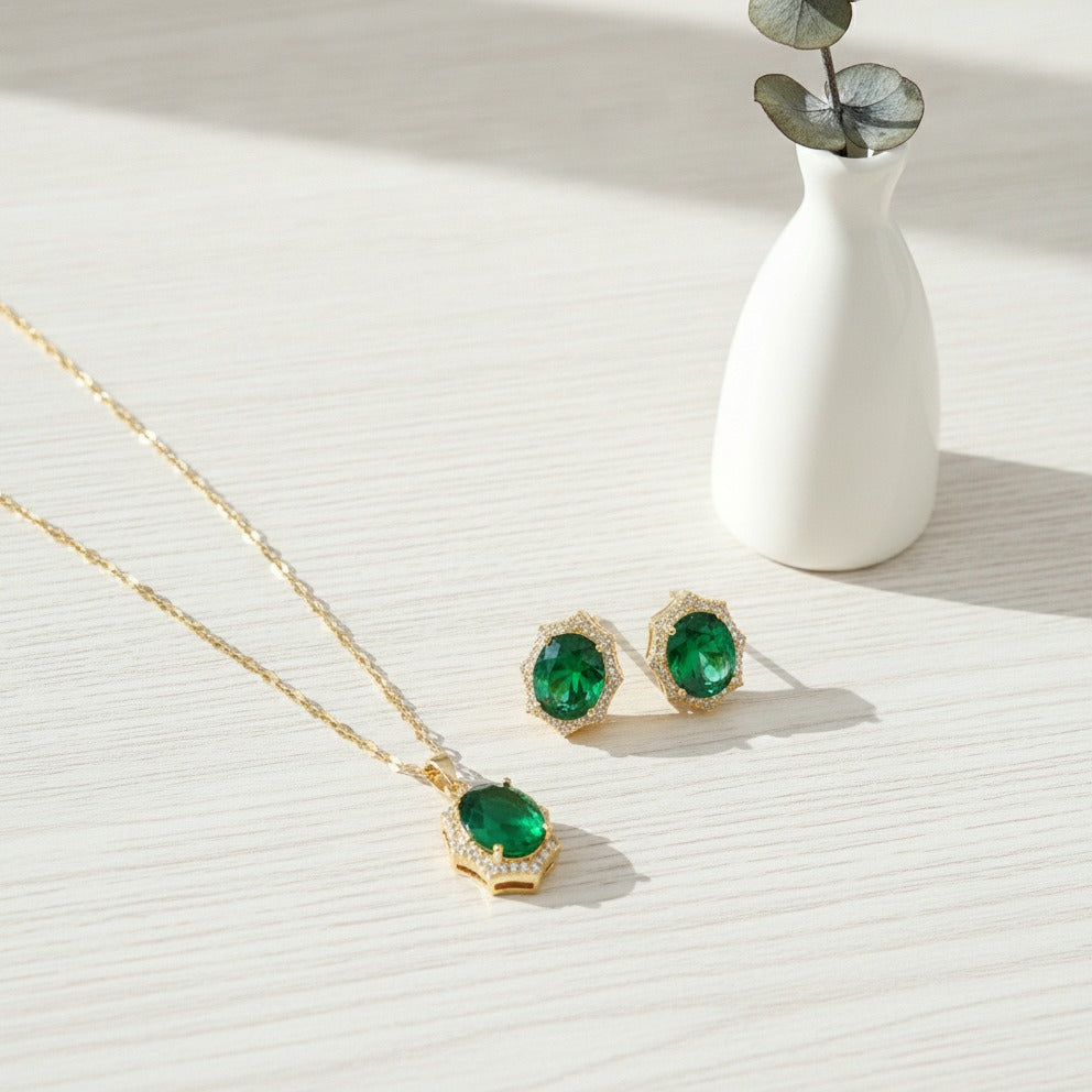 Emerald Oval Jewelry Set