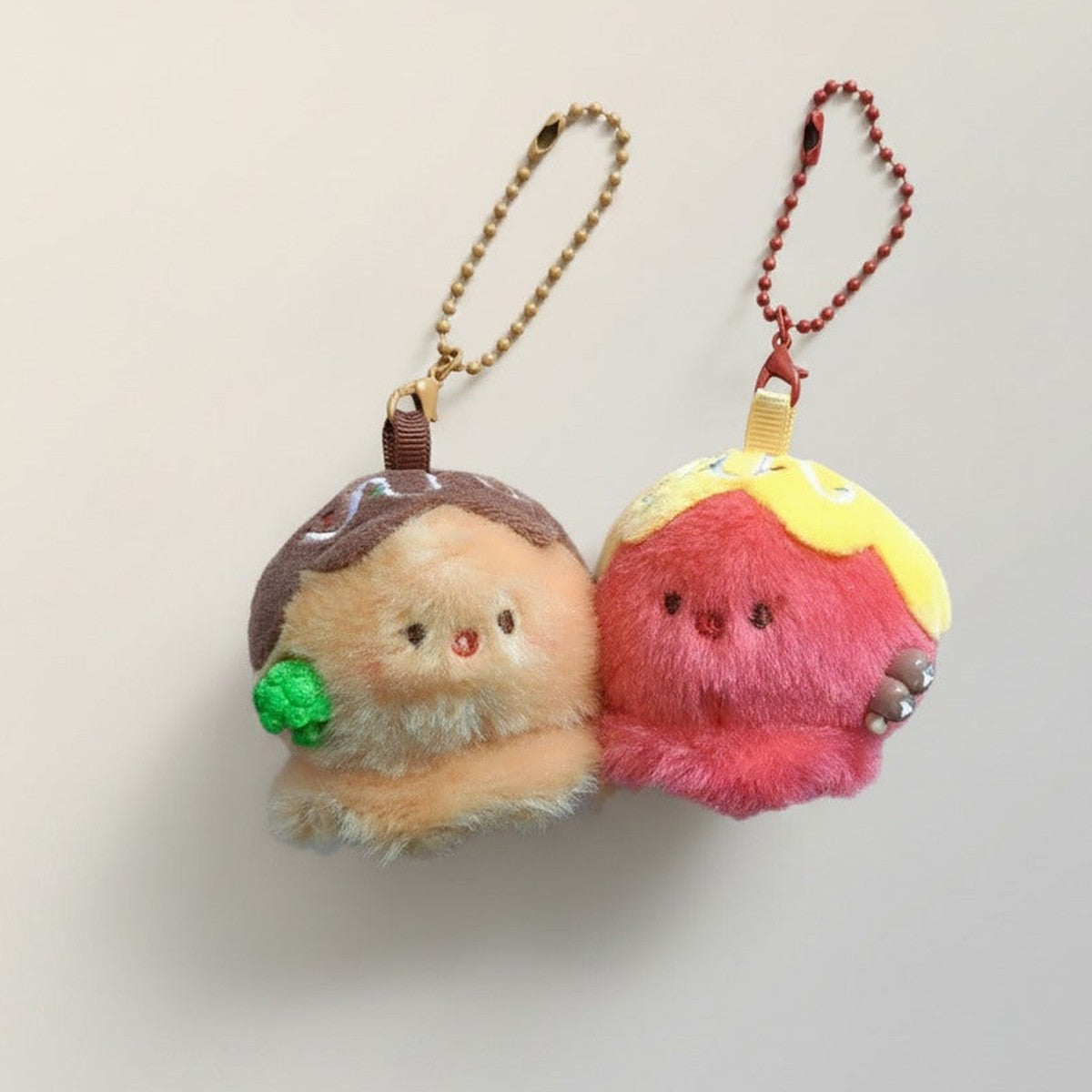 Cute Takoyaki Plush Food Keychain – novelty & toys (view 1)