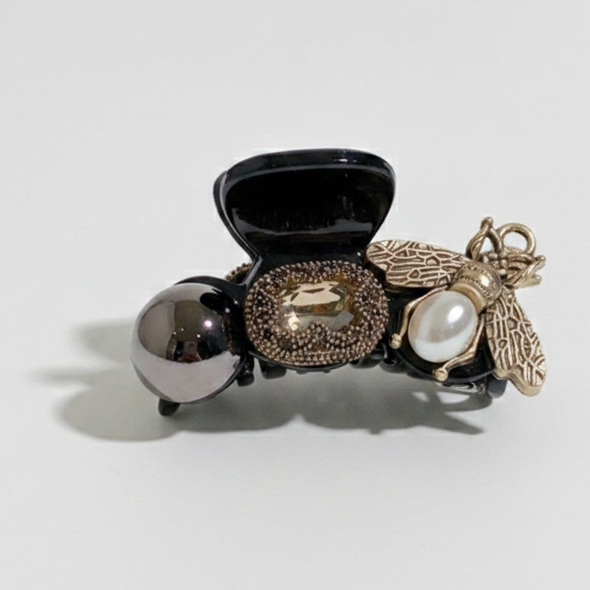 Pearl Bee Charm Hair Claw Clip - Pearl Bee Gold #2 – hair accessories (view 1)