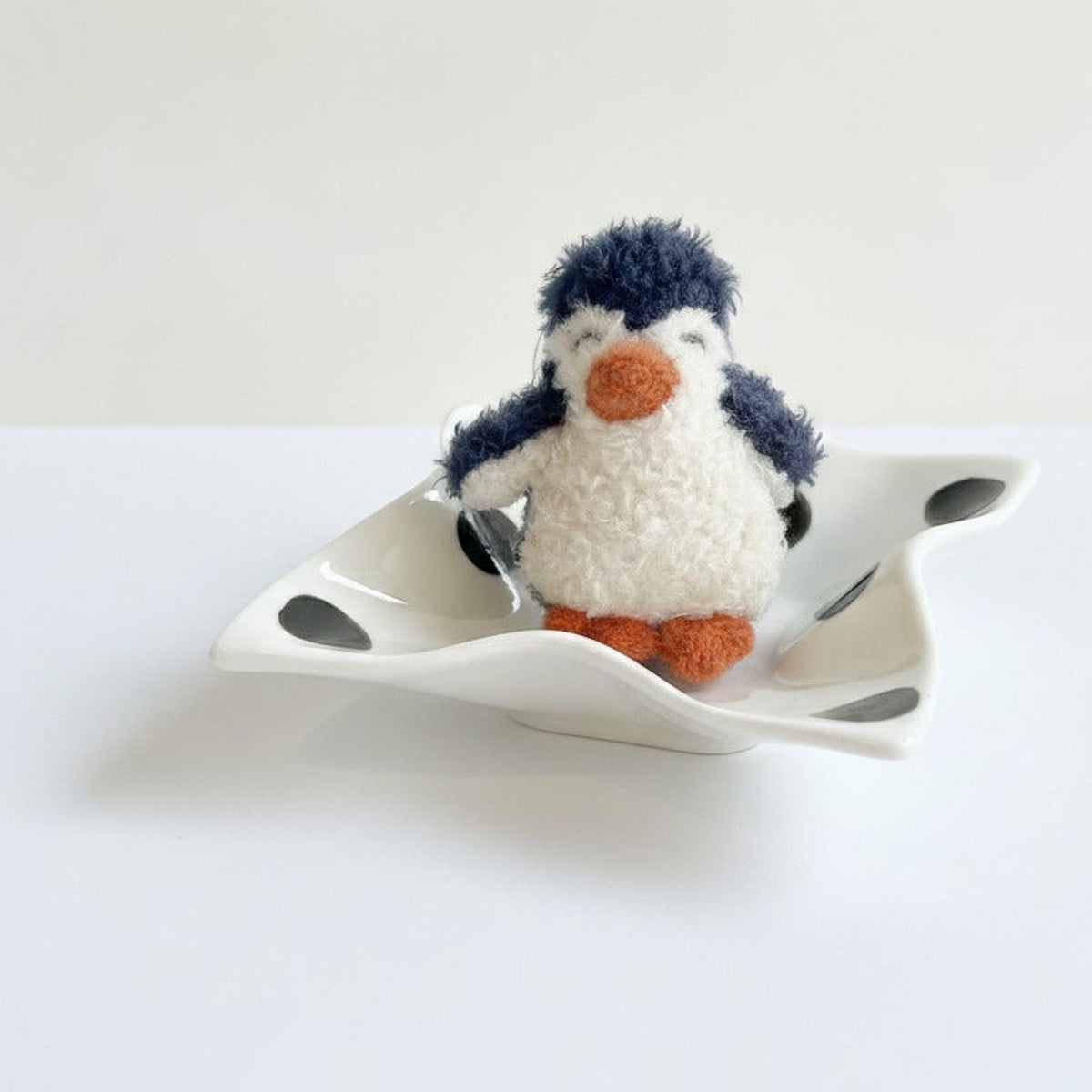 Cute Fluffy Penguin Charm – novelty & toys (view 1)