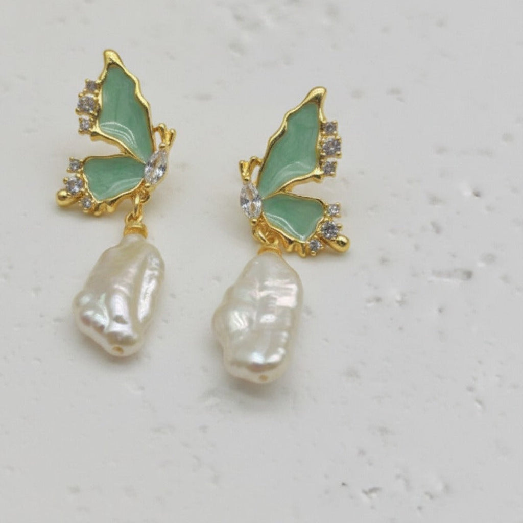 Baroque Pearl Drop Earrings - Gold Pearl