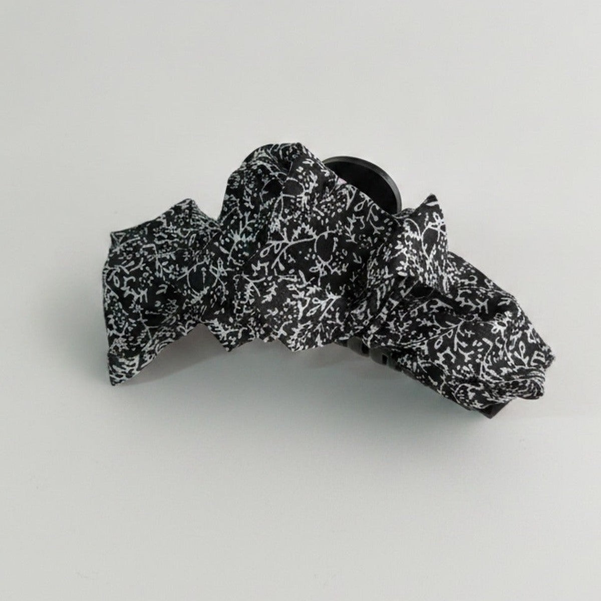 Black Textured Lace Hair Claw Clip – hair accessories (view 1)