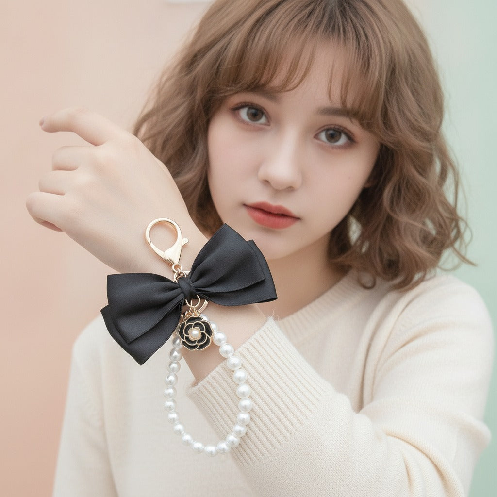 Pearl Bow Charm Keychain - Black