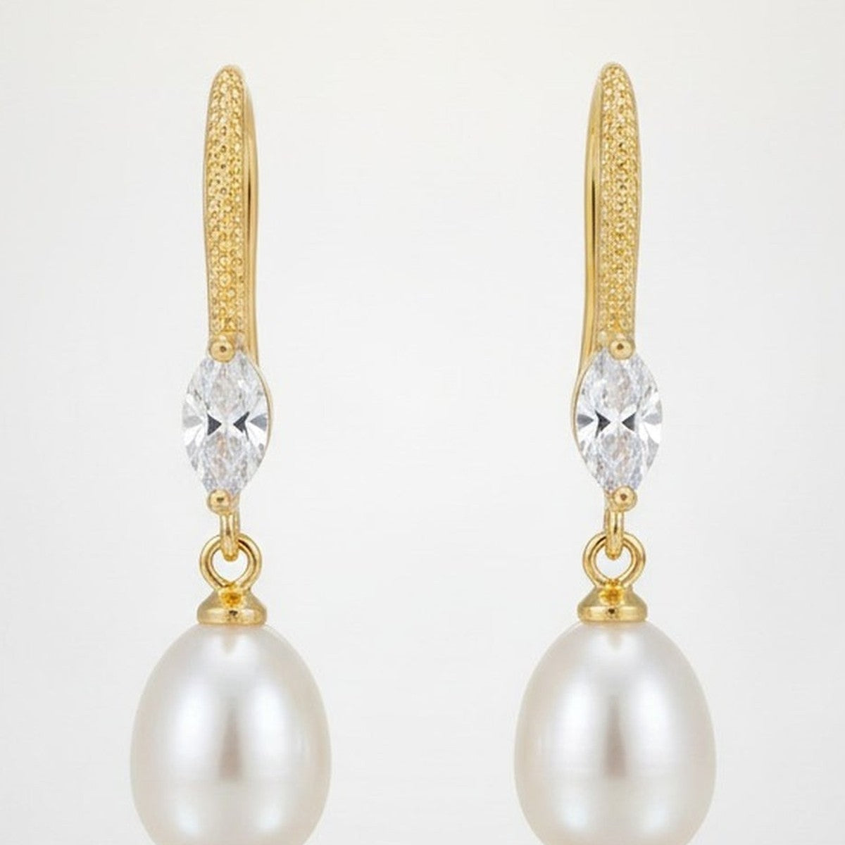 Elegant Freshwater Pearl Drop Earrings – jewelry (view 1)
