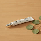 eyephalt-eyebag-cream-10g-drms02-i - lifestyle 2