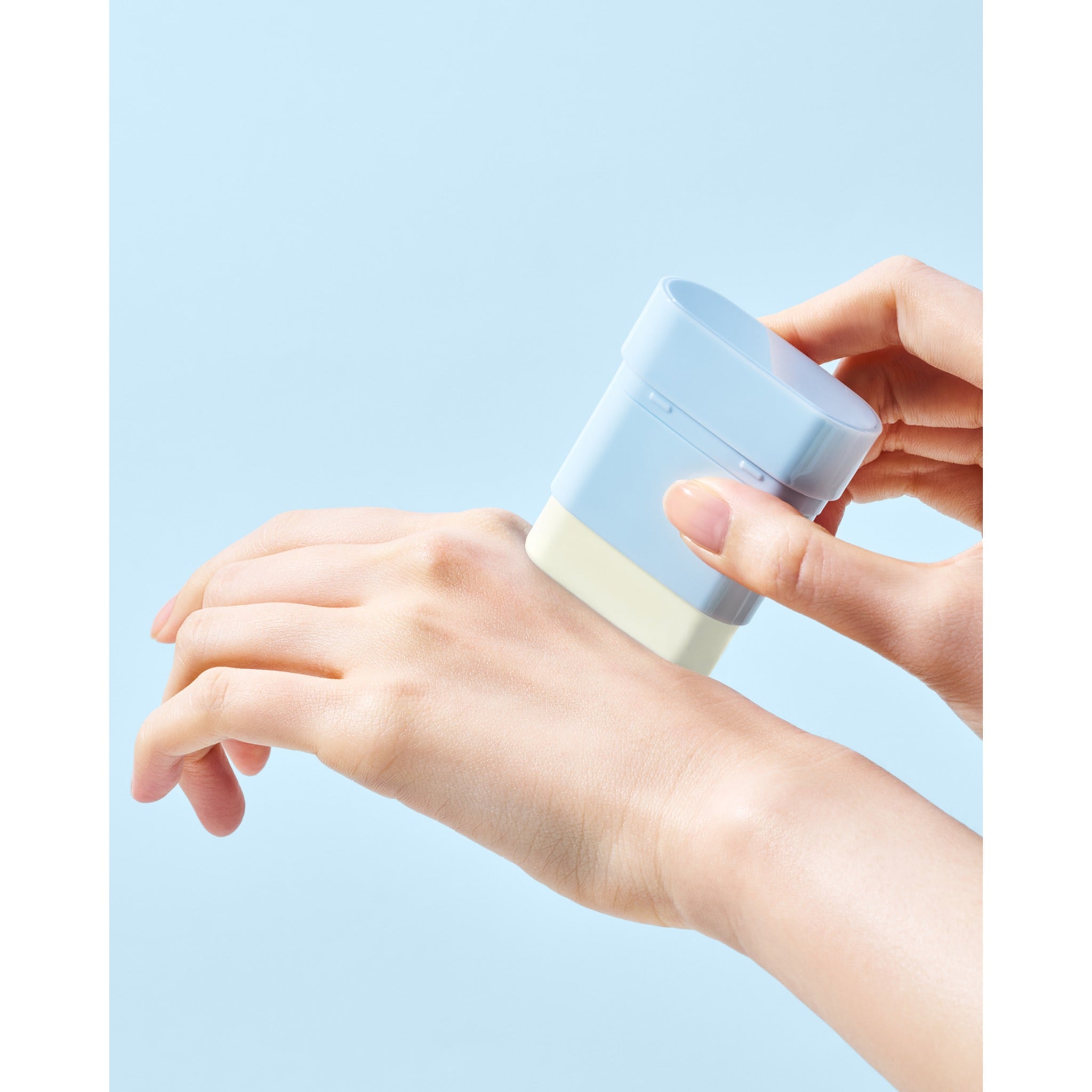 COTTON AIRY SUN STICK MINI - image 4