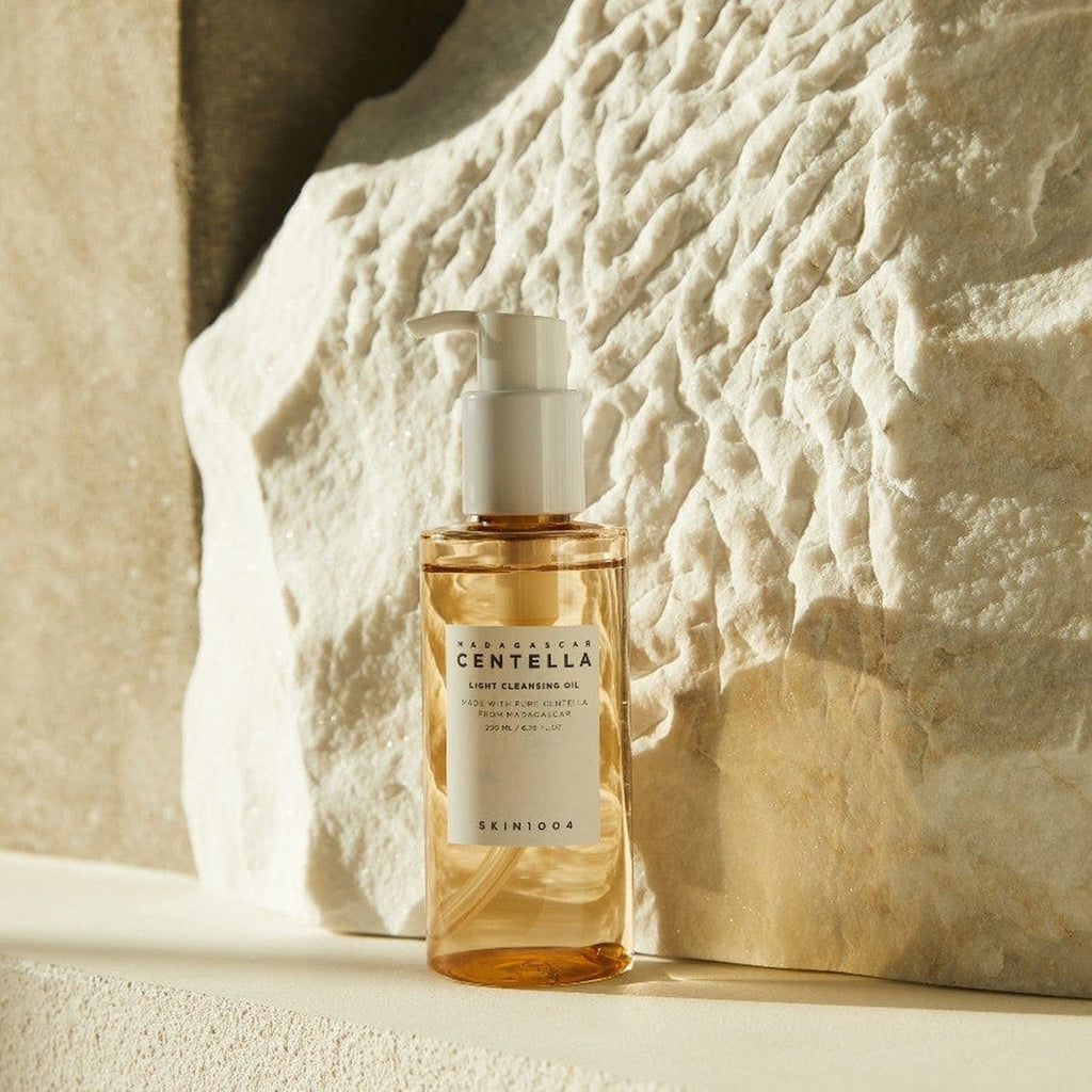 Madagascar Centella Light Cleansing OIl 200ml - image 5