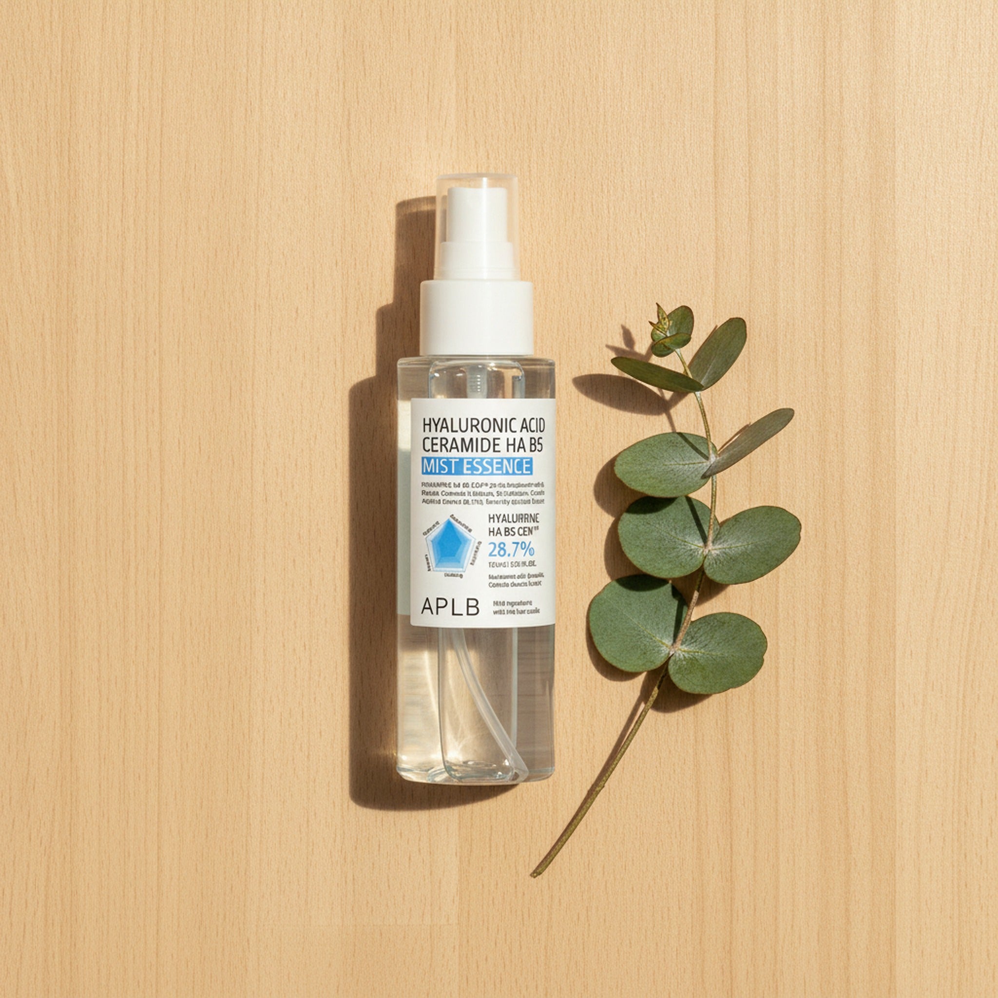 hyaluronic-acid-ceramide-ha-b5-mist-essence-105ml-aplbs08-ms - lifestyle 2