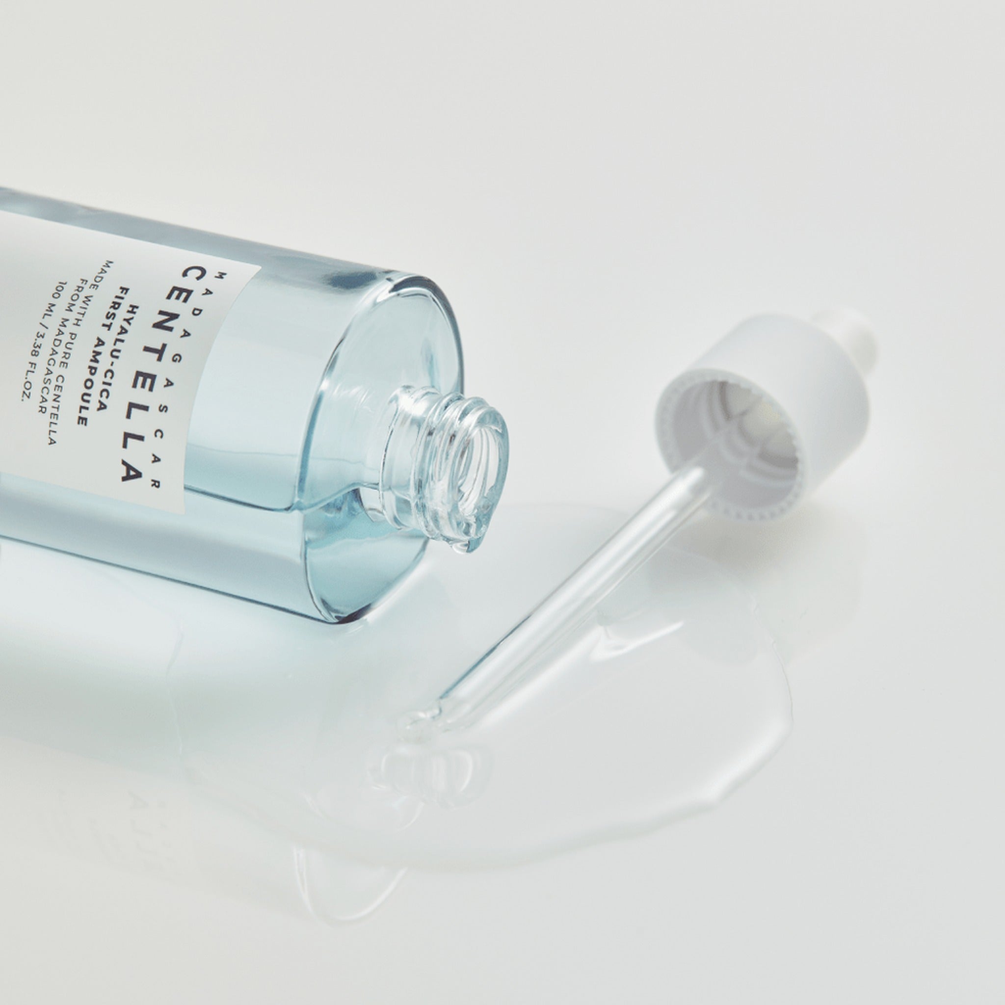 Madagascar Hyalu-cica First Ampoule 100ml - image 2