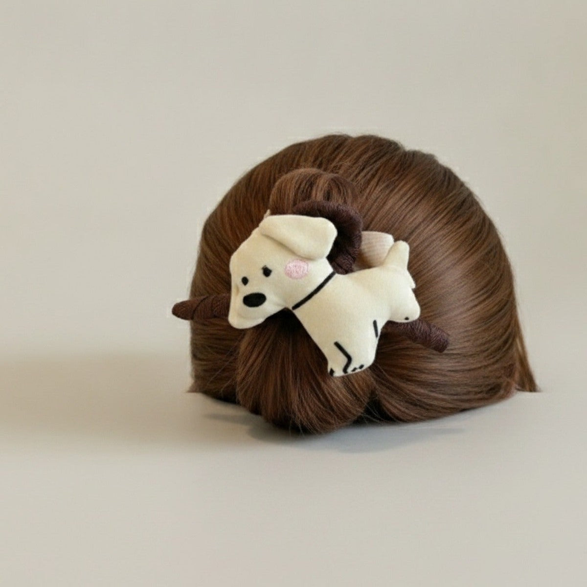 Cream Puppy Hair Claw Clip – hair accessories (view 1)