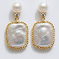 Pearl Twisted Frame Stud Earring - Type 3