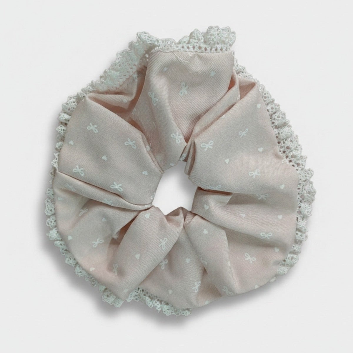 Lace Ruched Scrunchie With Delicate Bow Detail – hair accessories