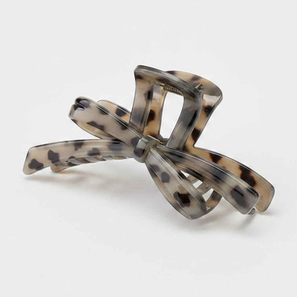 Tortoiseshell Bow Hair Claw Clip – hair accessories (view 1)