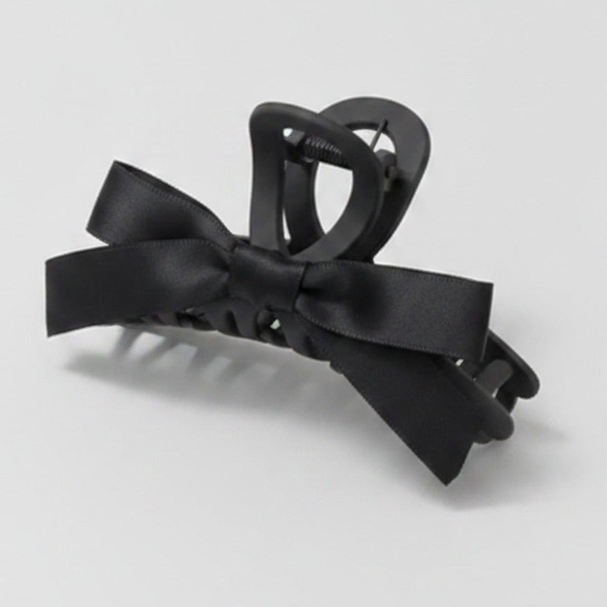 Black Ribbon Bow Hair Claw Clip – hair accessories (view 1)